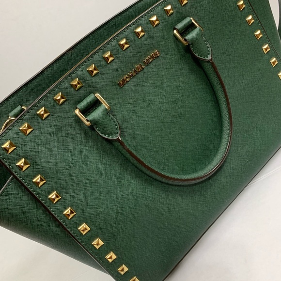 Michael Kors Selma studded Green Crossbody bag - Picture 4 of 6